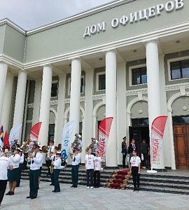 Экскурсовод Амурского областного краеведческого музея Михаил Клюжев принимает участие в окружном патриотическом форуме «Дальневосточная Победа», который проходит в Хабаровске с 27 по 30 августа.