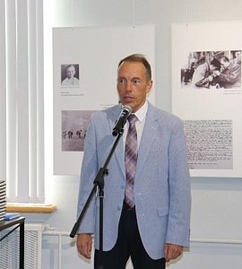 «В своей преданности России я признаюсь безоговорочно». В Амурском областном музее состоялось открытие выставки «Александр Шморель – студент, патриот, антифашист, святой»