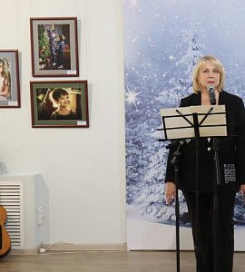 Сегодня в Амурском областном краеведческом музее открылась выставка «Зимние истории»