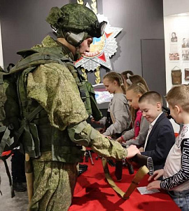 14 февраля в Амурском областном краеведческом музее в преддверии Дня защитника Отечества и в рамках военно-патриотического воспитания состоялись &laquo;Армейские игры&raquo;