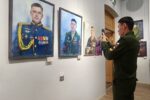 Миниатюра для заголовка записи: В Амурском областном краеведческом музее торжественно открылась художественная выставка «Воинство небесное и земное».