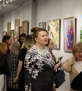В Выставочном зале состоялось торжественное открытие выставки  &laquo;Женский взгляд&raquo;