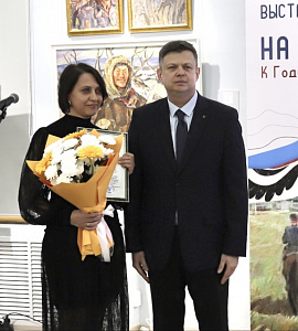 В День работника культуры в Амурском областном краеведческом музее открылась новая выставка